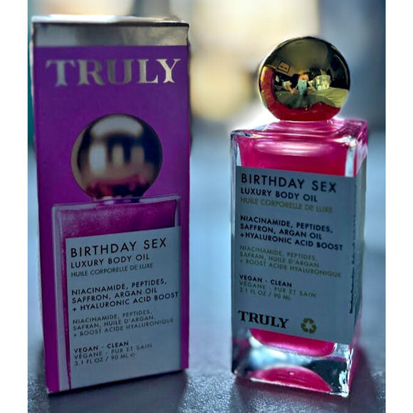 SEXY Truly Birthday Sex Luxury Body Oil Pink Shimmery Jasmine 3.1 oz SEALED - Picture 6 of 6